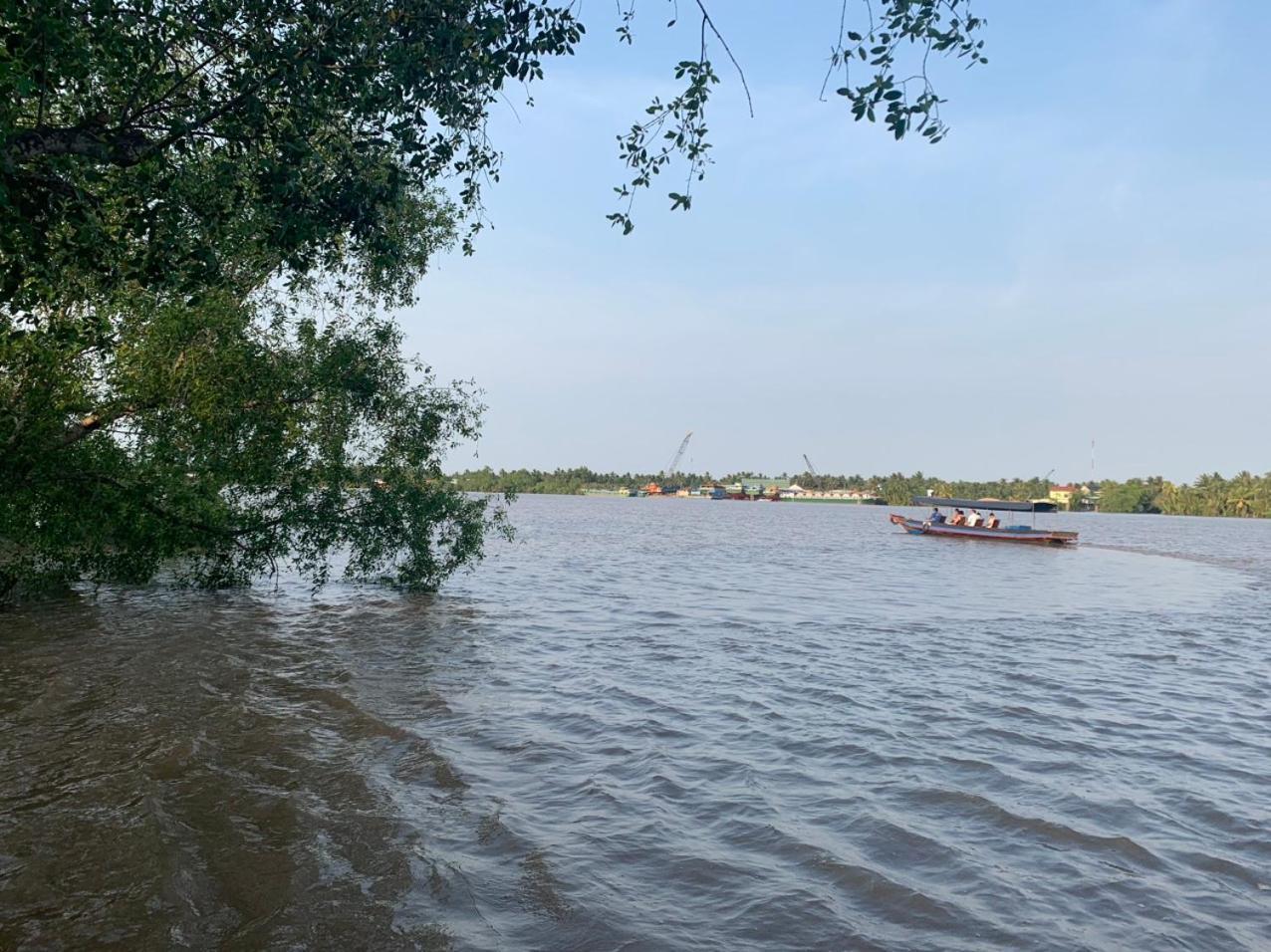 Nam Binh Homestay Ben Tre Exterior photo